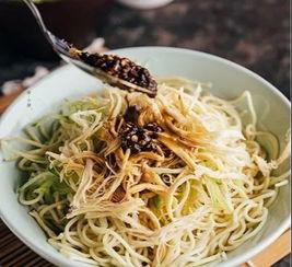 吃瓜凉面哥,揭秘网红美食背后的故事