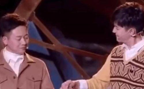 刘怡潼吃瓜,揭秘娱乐圈幕后故事