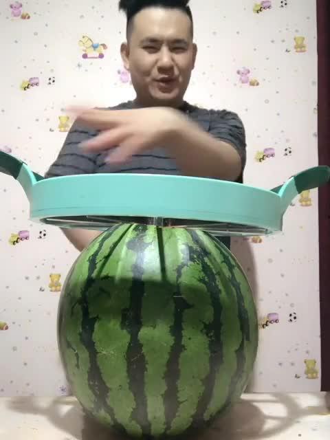 吃瓜鼻子冒汗,揭秘娱乐圈背后的真相